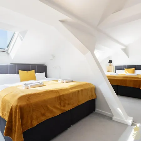 Neu! Pineapple - Zwinger Xii - 96qm - 1x Free Parking Daire