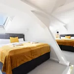 Neu! Pineapple - Zwinger Xii - 96qm - 1x Free Parking Апартаменты
