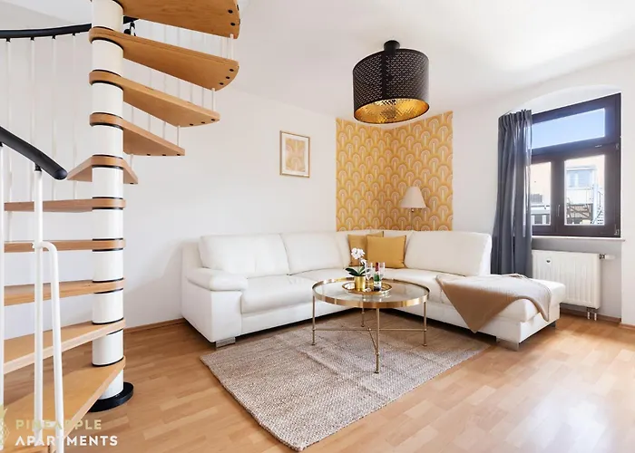 Neu! Pineapple - Zwinger Xii - 96qm - 1x Free Parking *